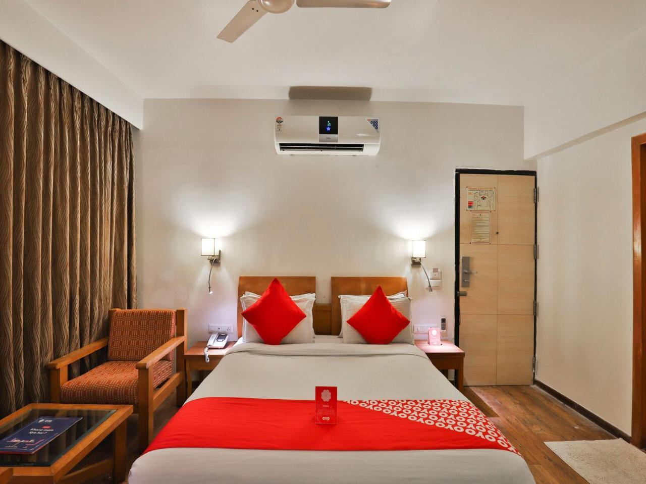 Oyo 1123 Hotel Rock Regency Amhedabad Dış mekan fotoğraf
