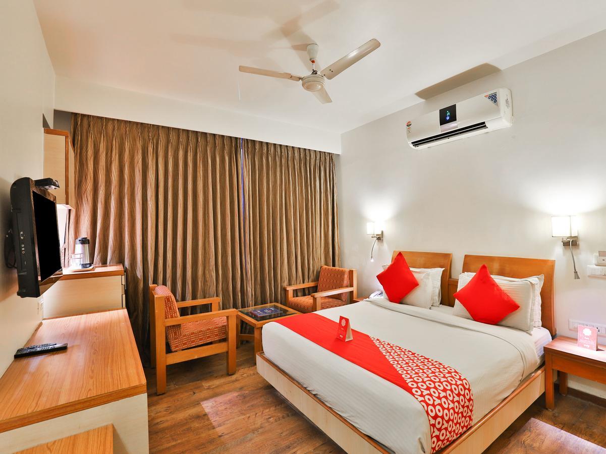 Oyo 1123 Hotel Rock Regency Amhedabad Dış mekan fotoğraf