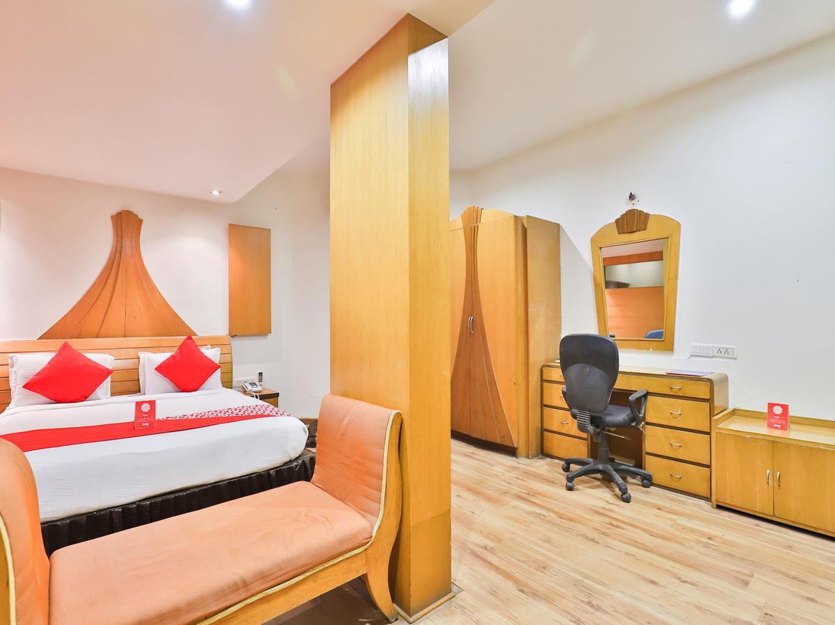 Oyo 1123 Hotel Rock Regency Amhedabad Dış mekan fotoğraf