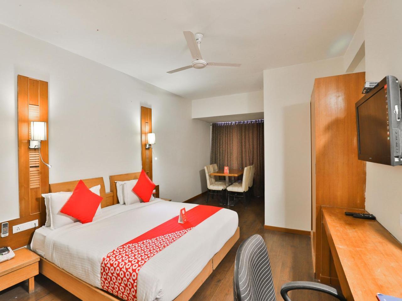 Oyo 1123 Hotel Rock Regency Amhedabad Dış mekan fotoğraf