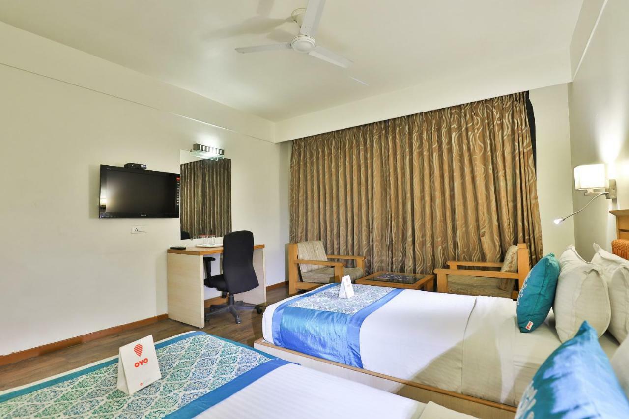 Oyo 1123 Hotel Rock Regency Amhedabad Dış mekan fotoğraf